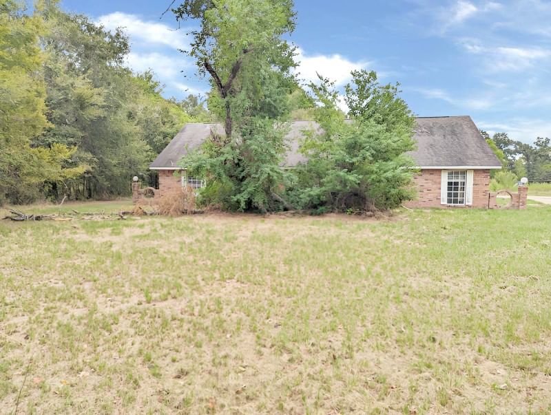 Real estate property located at 18974 State Highway 7, Leon, Centerville, TX, US