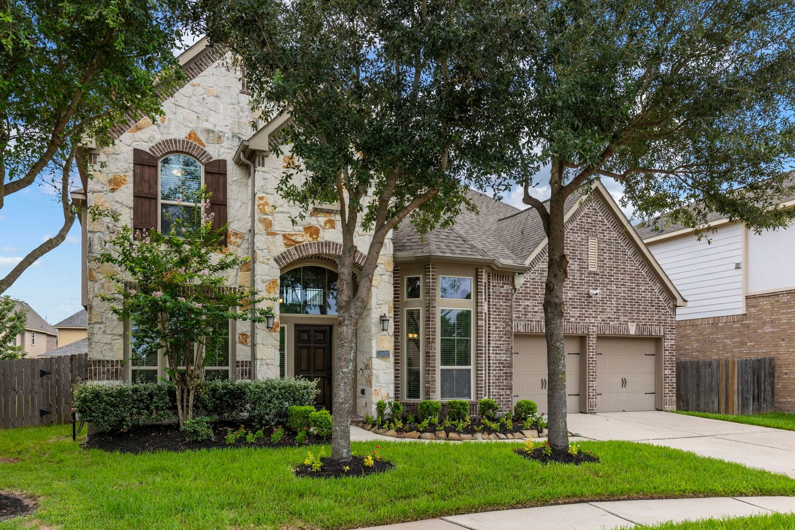 Real estate property located at 20010 Barrow Edge, Harris, Cypress Crk Lakes Sec 20, Cypress, TX, US