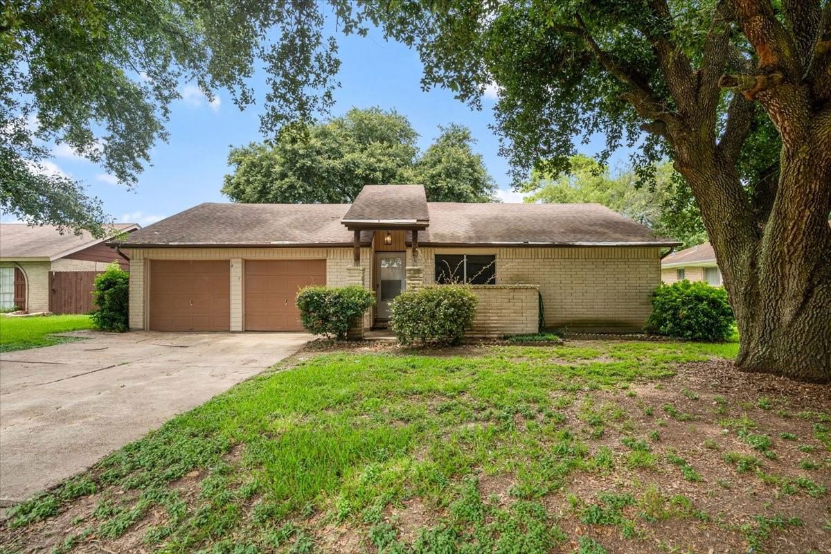 Real estate property located at 8431 Gulf Spring, Harris, Gulf Meadows Sec 04, Houston, TX, US