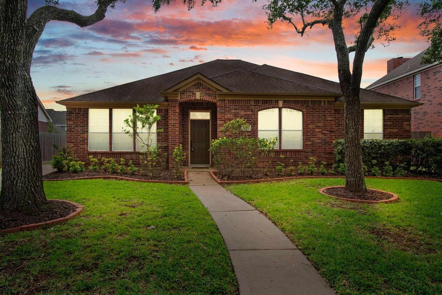 Real estate property located at 5206 Plantation Colony, Fort Bend, Plantation Colony Sec 2, Sugar Land, TX, US