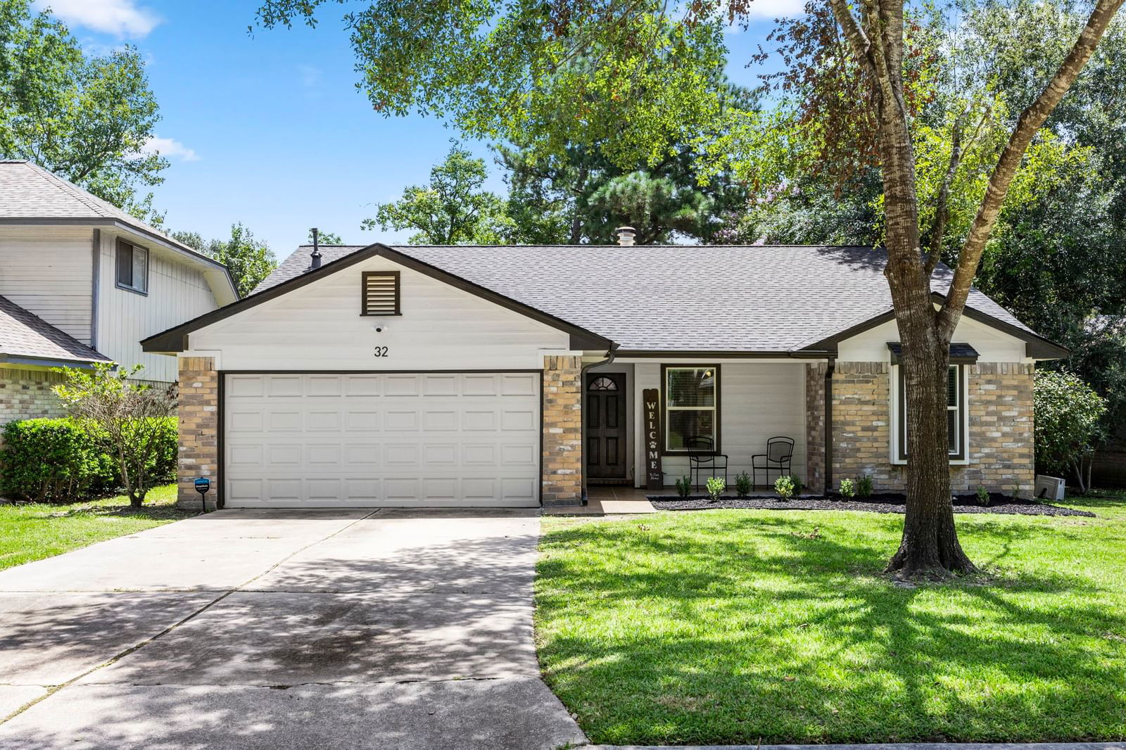 Real estate property located at 32 Rockfern, Montgomery, Wdlnds Village Grogans Ml, The Woodlands, TX, US