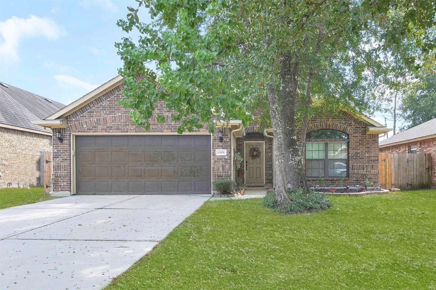 Real estate property located at 19106 Painted Boulevard, Montgomery, Porter, TX, US