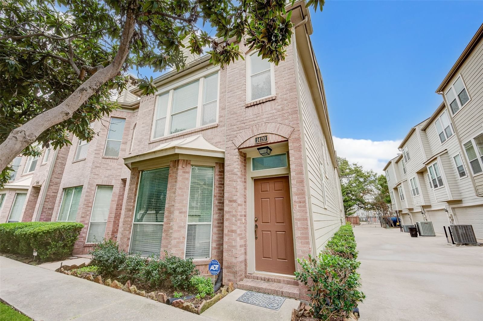 Real estate property located at 1420 Tuam, Harris, Baldwin Square, Houston, TX, US