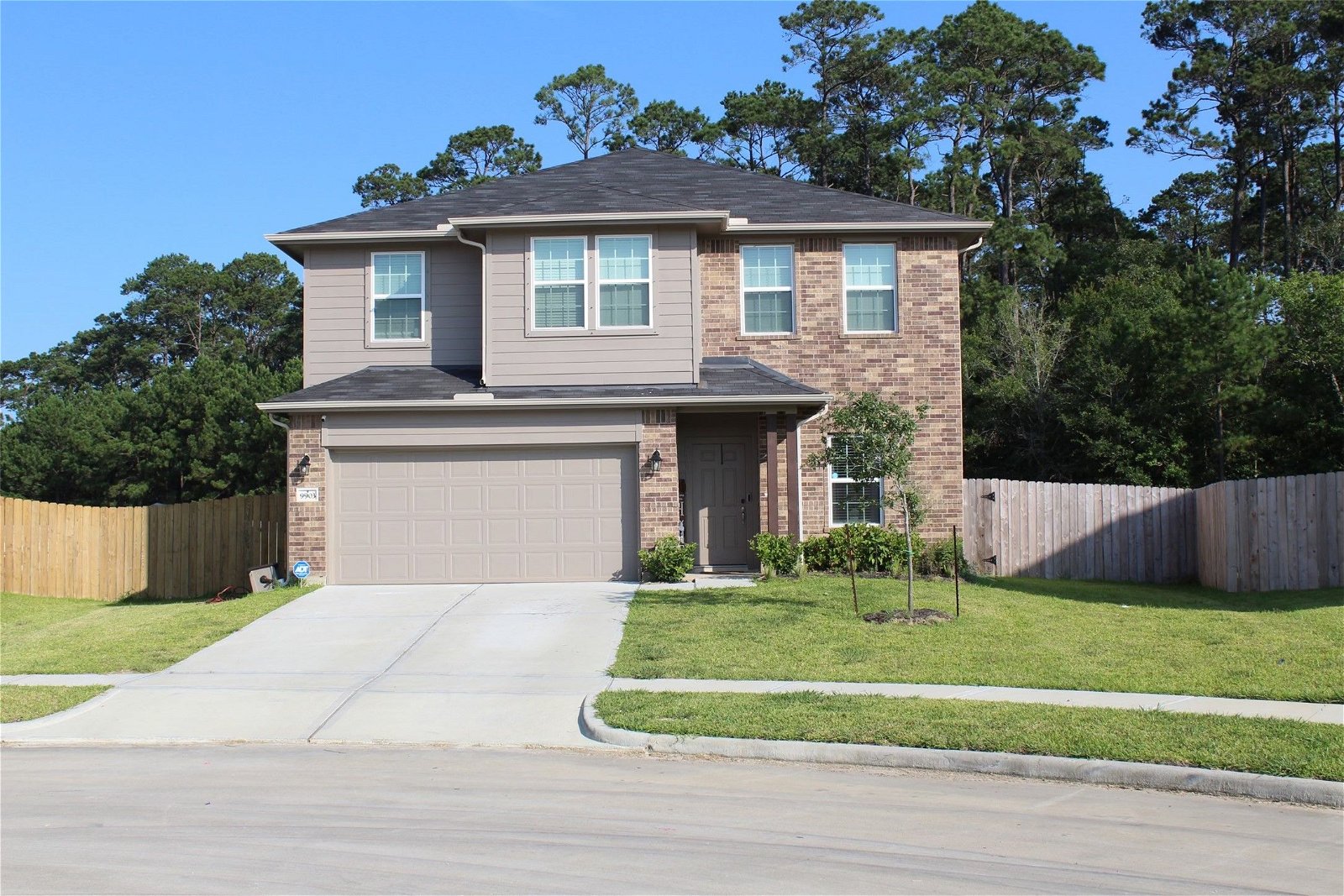 Real estate property located at 9903 Pine Forest, Chambers, Lynnwood Sec 4, Baytown, TX, US