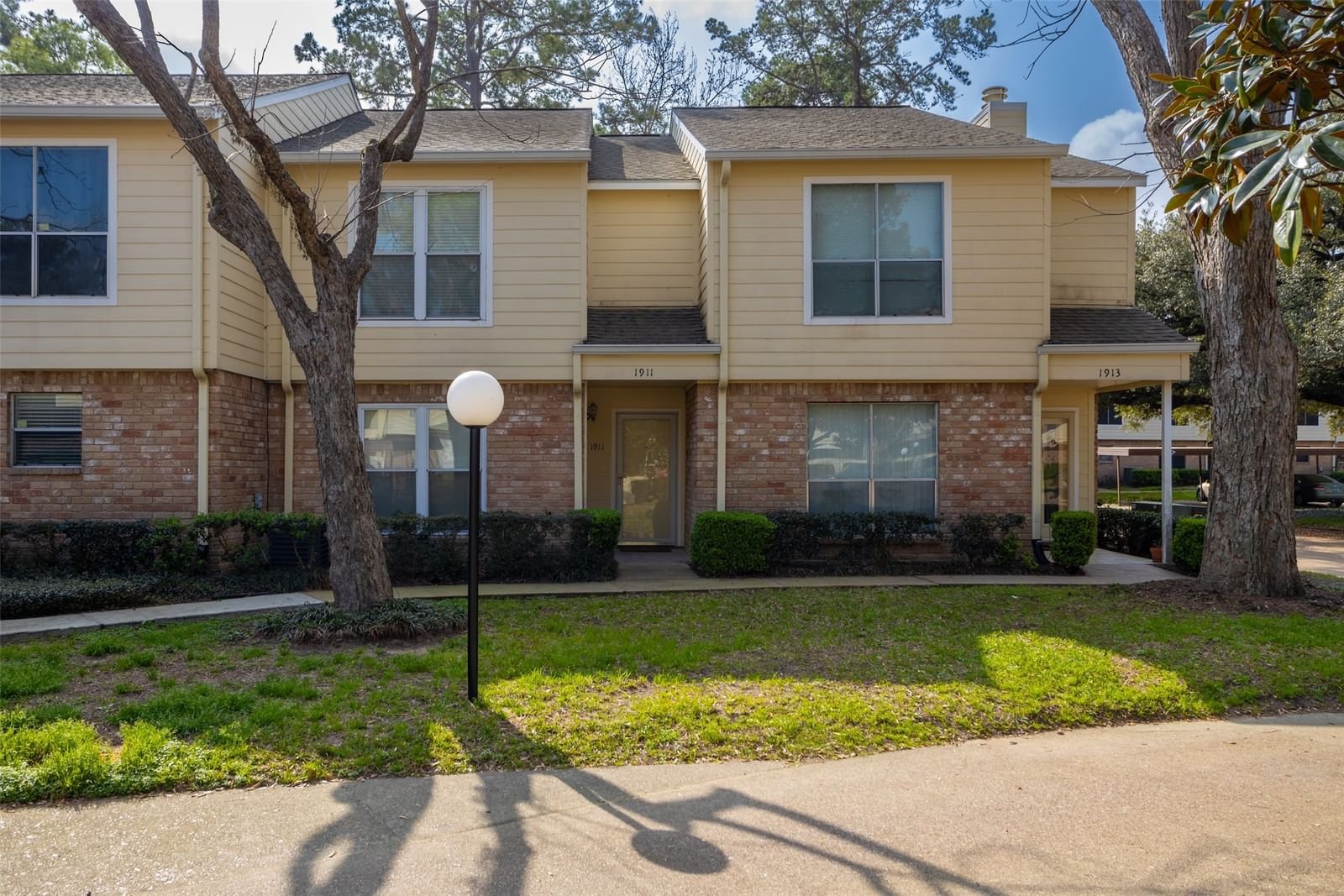 Real estate property located at 14555 Wunderlich #1911, Harris, Trophy Club Condo Sec 01 Ph 02, Houston, TX, US