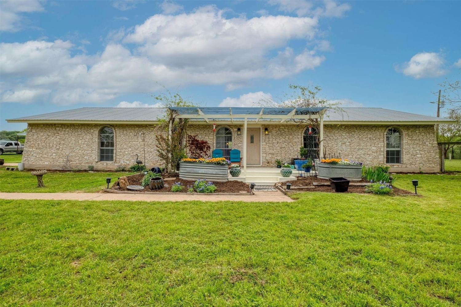 Real estate property located at 739 Old Sayers, Bastrop, Stoval, Geo H, Elgin, TX, US