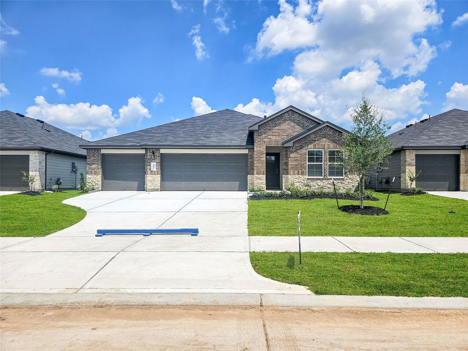 Real estate property located at 5603 Olive Park Lane, Fort Bend, Bryan Grove, Rosenberg, TX, US