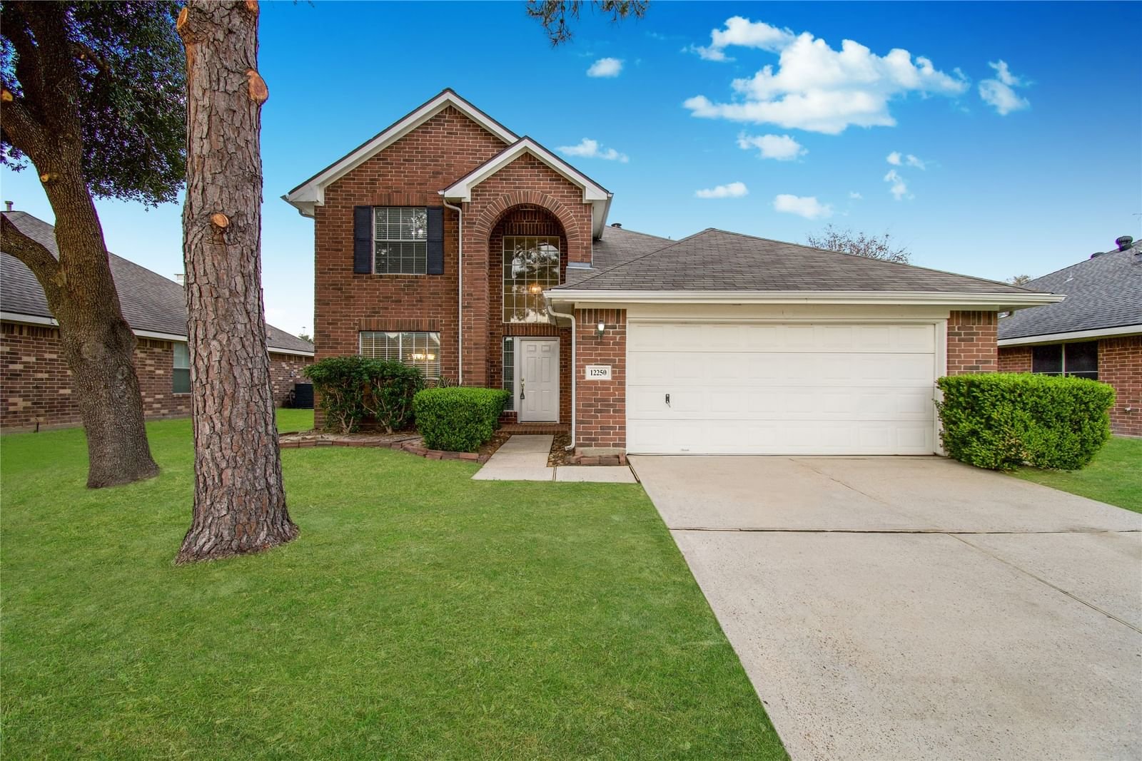 Real estate property located at 12250 Cypress Shores, Harris, Pinecrest Forest Sec 01, Tomball, TX, US