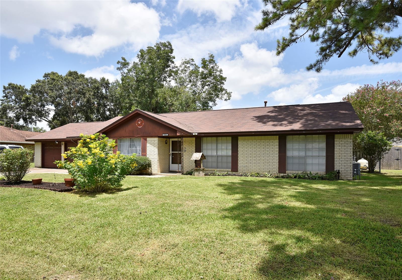 Real estate property located at 1121 Elizabeth, Fort Bend, Stavinoha Sub, Rosenberg, TX, US