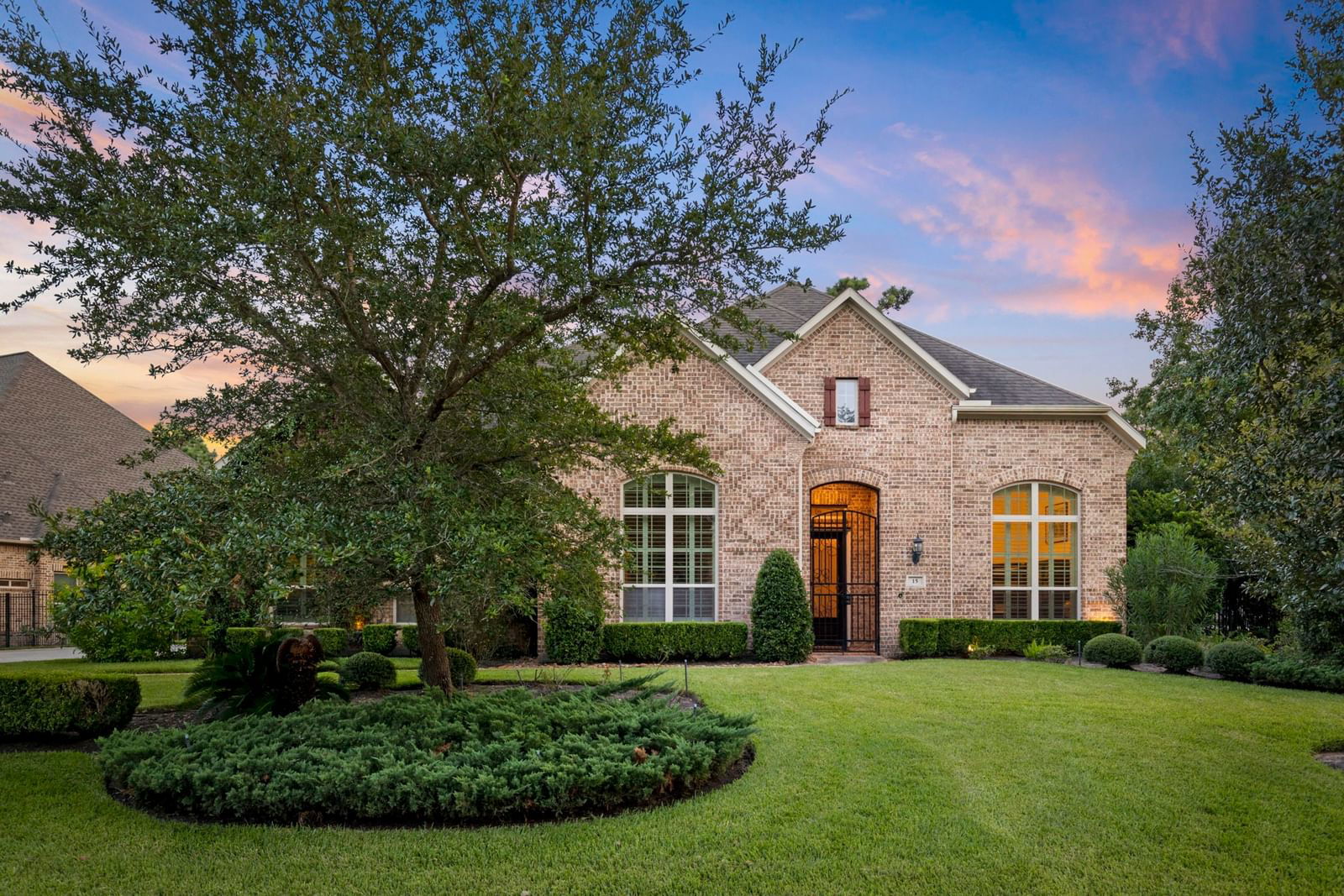 Real estate property located at 15 Waning Moon, Harris, The Woodlands Creekside Park 30, The Woodlands, TX, US