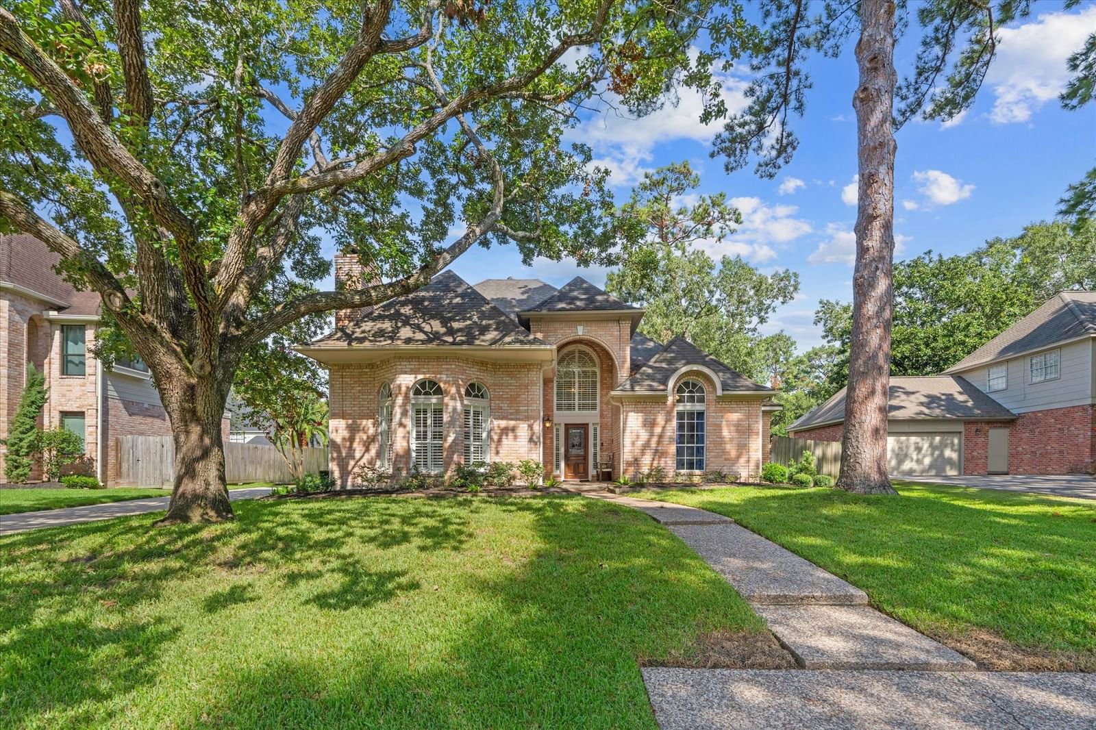 Real estate property located at 5811 Berkshire Hills, Harris, Kings Point Village 03 R/P & A, Houston, TX, US