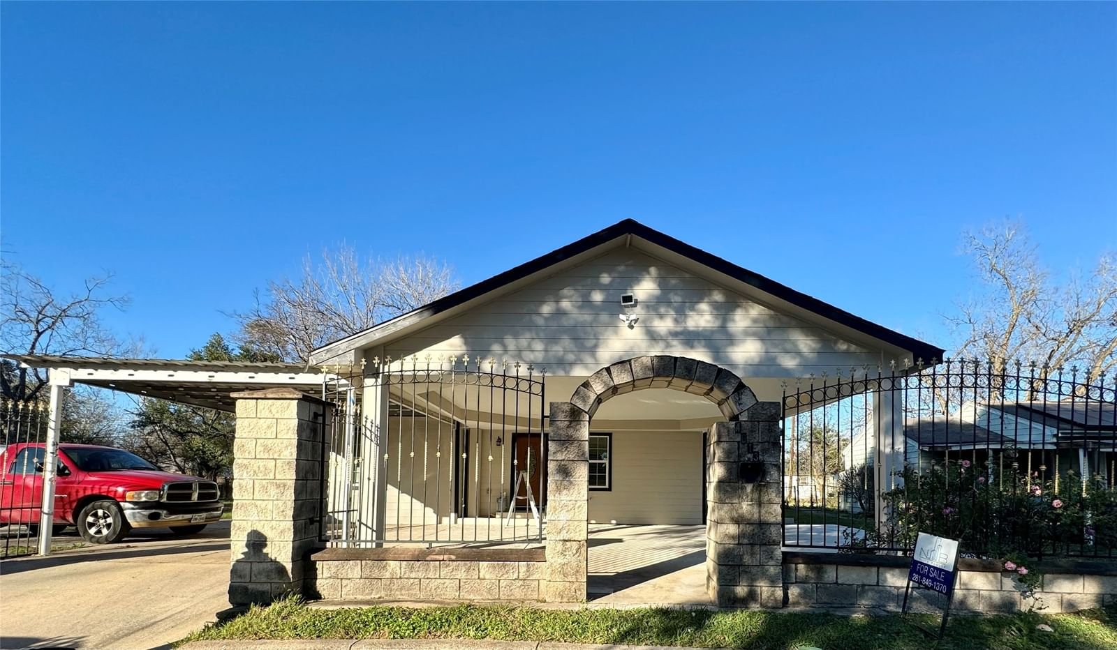 Real estate property located at 4613 Dewberry, Harris, Southern Village Sec 02, Houston, TX, US
