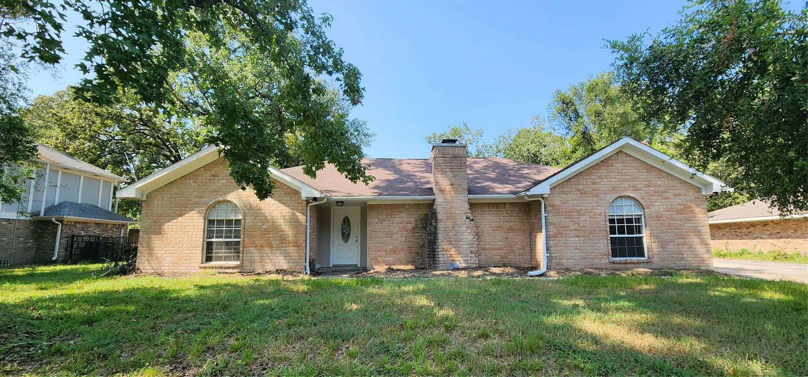 Real estate property located at 2664 Woodloch, Montgomery, Whispering Oaks 01, Woodloch, TX, US