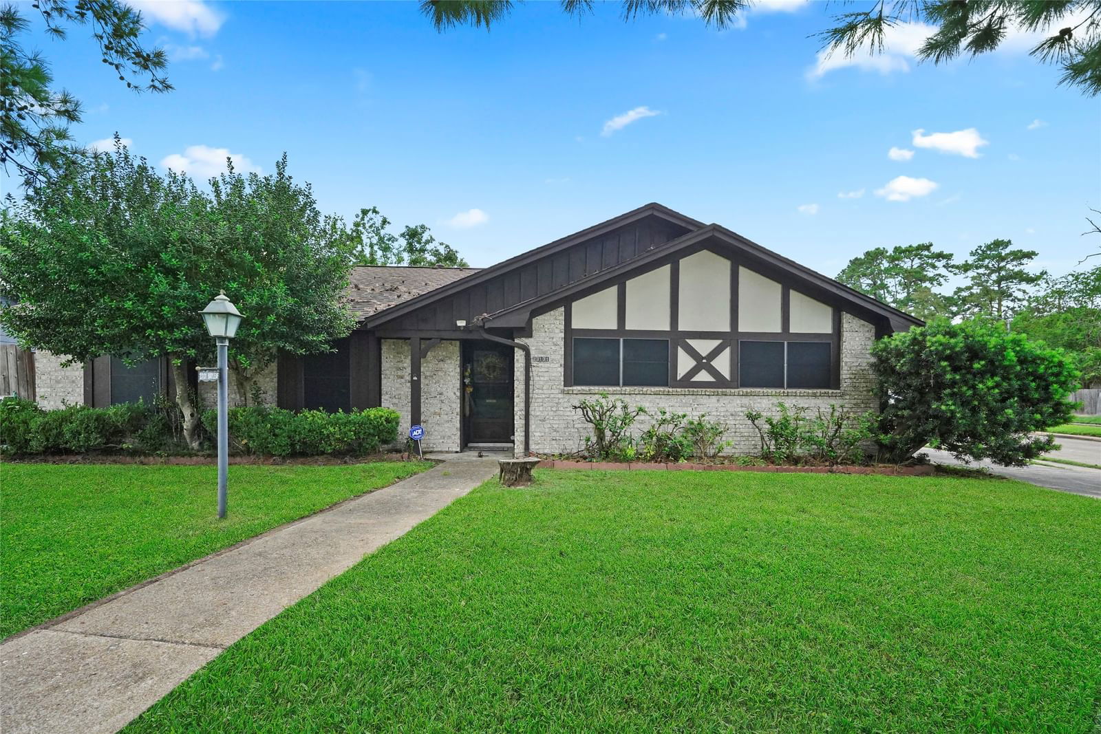 Real estate property located at 23131 Bayleaf, Harris, Timber Lane Sec 01, Spring, TX, US