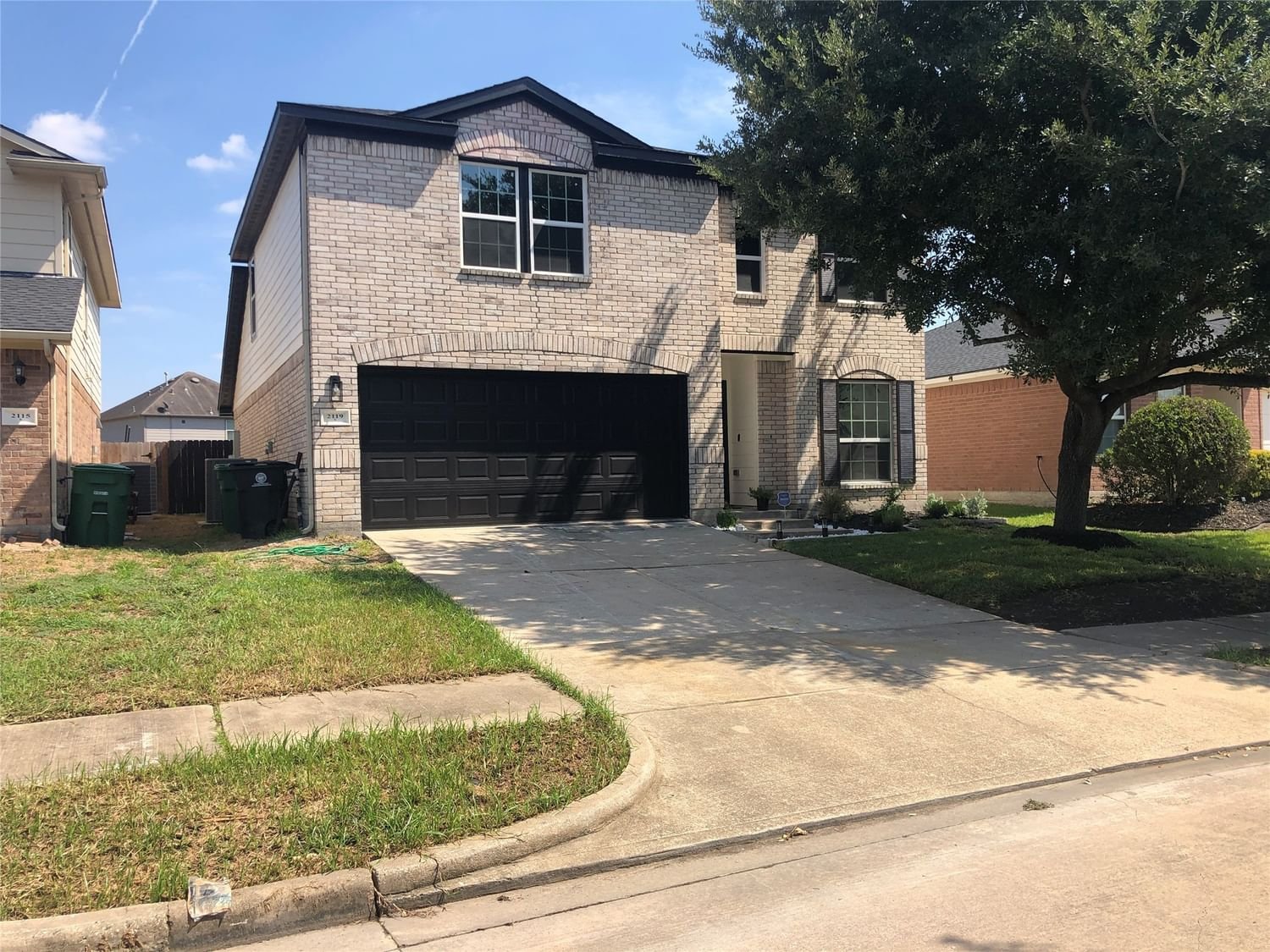Real estate property located at 2119 Lawn Crest, Fort Bend, Meadow Crest, Houston, TX, US