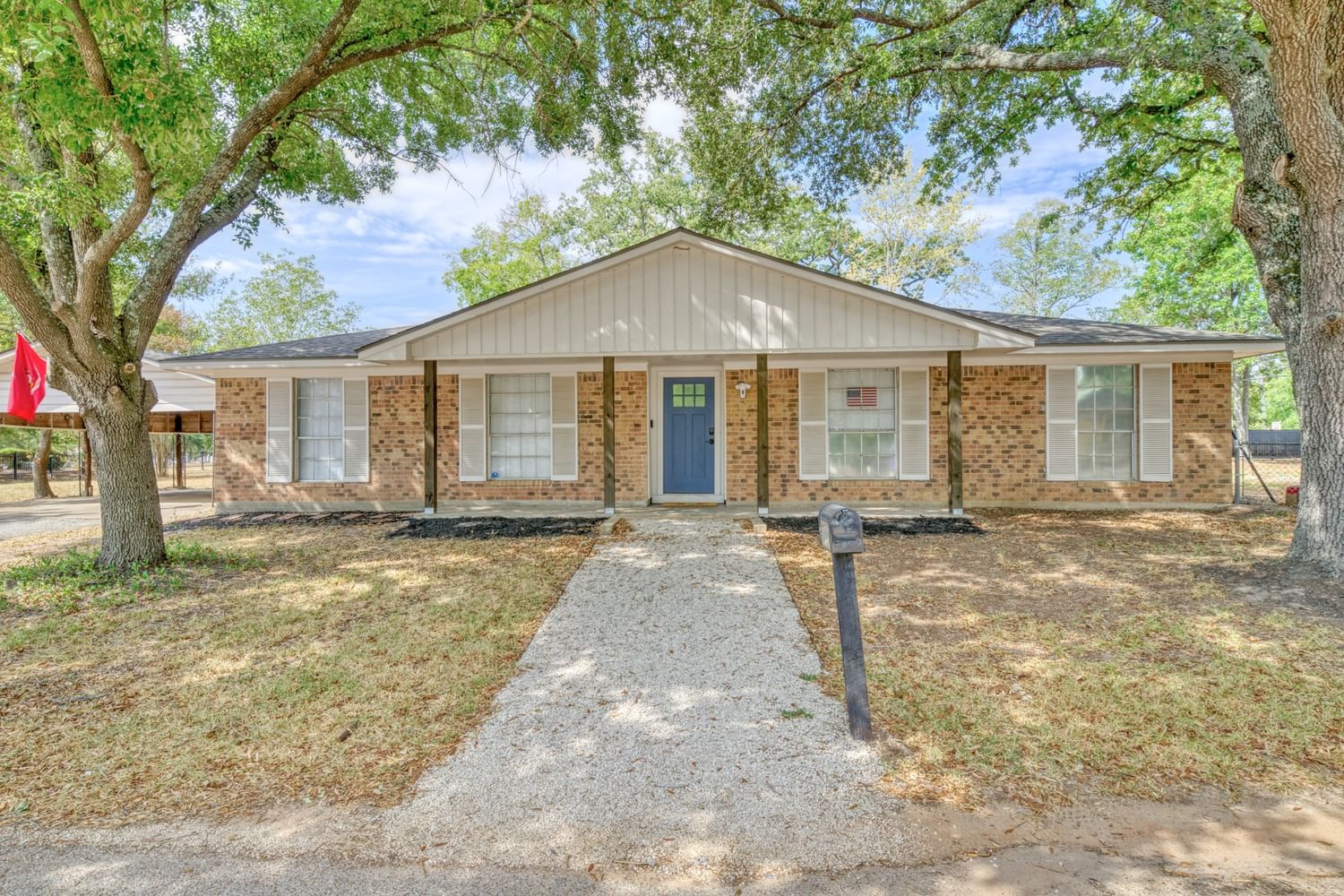 Real estate property located at 102 Panama, Madison, Madisonville, TX, US