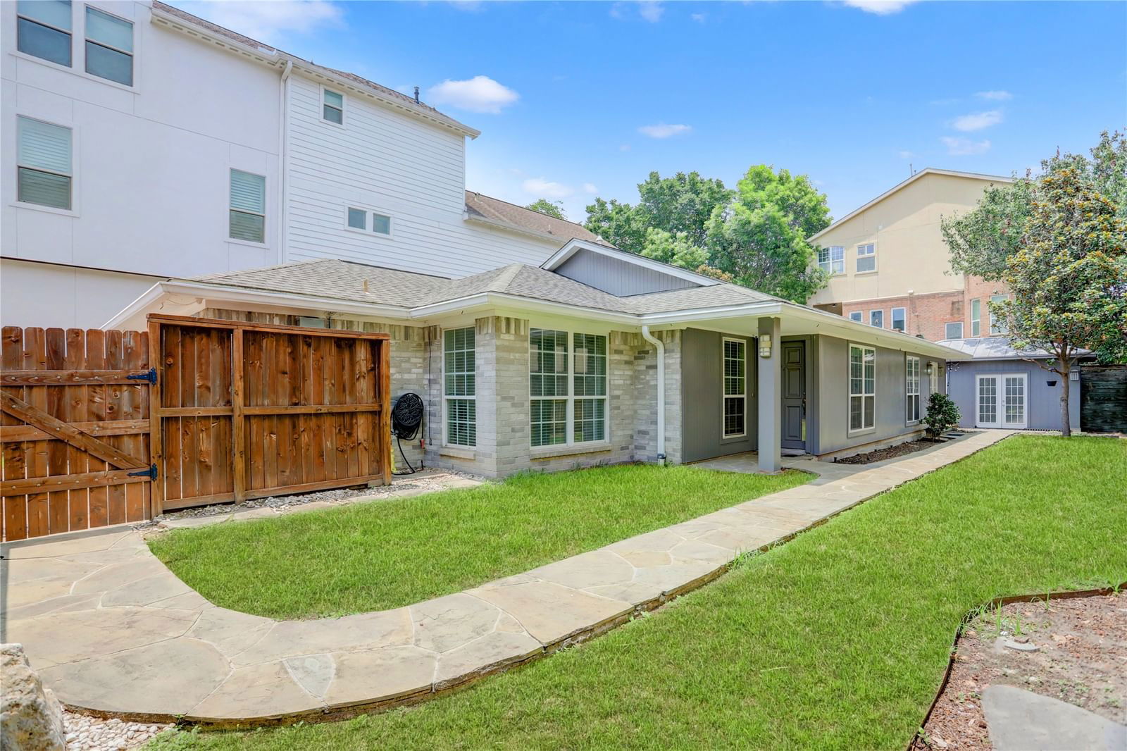 Real estate property located at 5414 LACY STREET, Harris, RICE MILITARY, Houston, TX, US