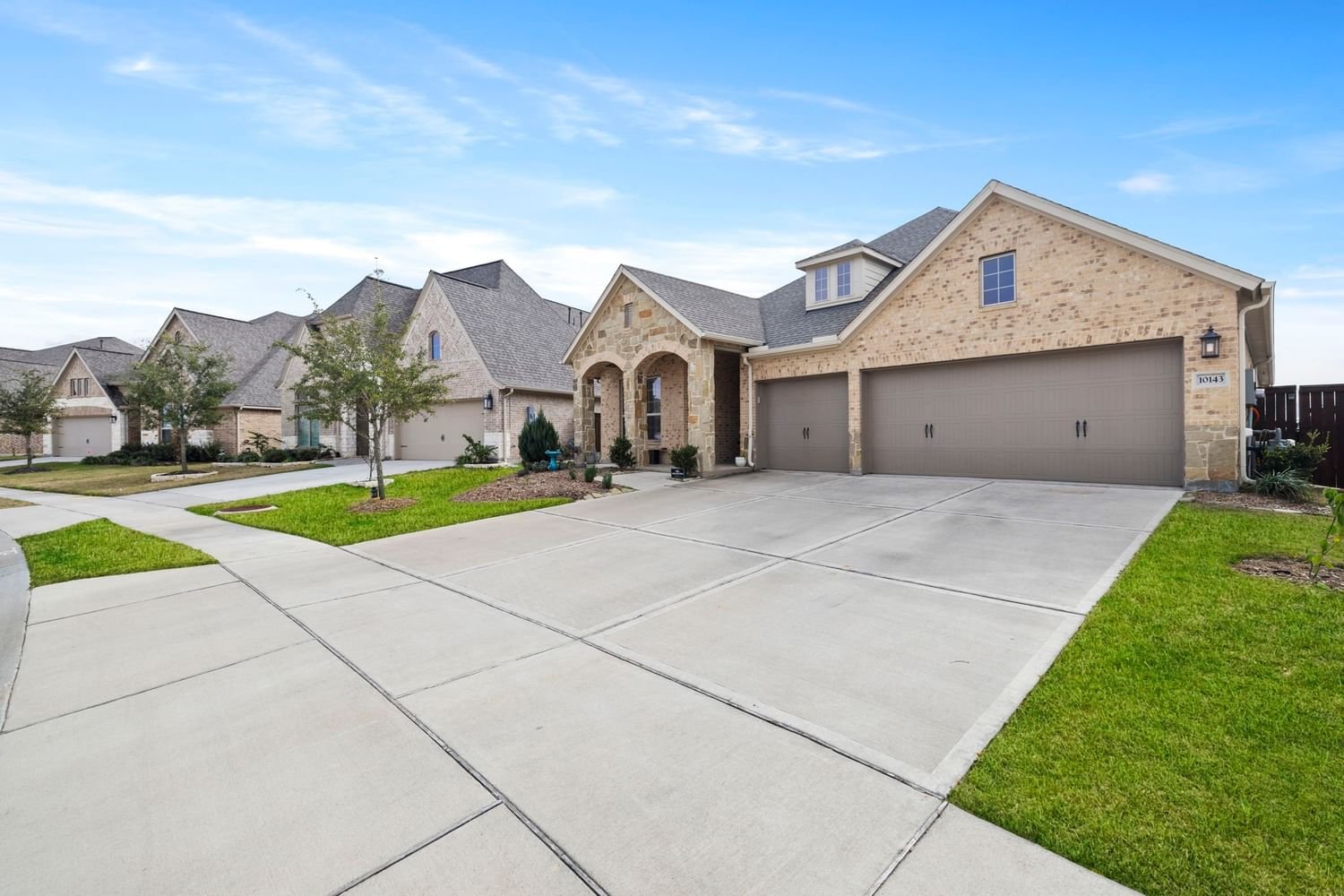 Real estate property located at 10143 Napier, Brazoria, Meridiana, Iowa Colony, TX, US