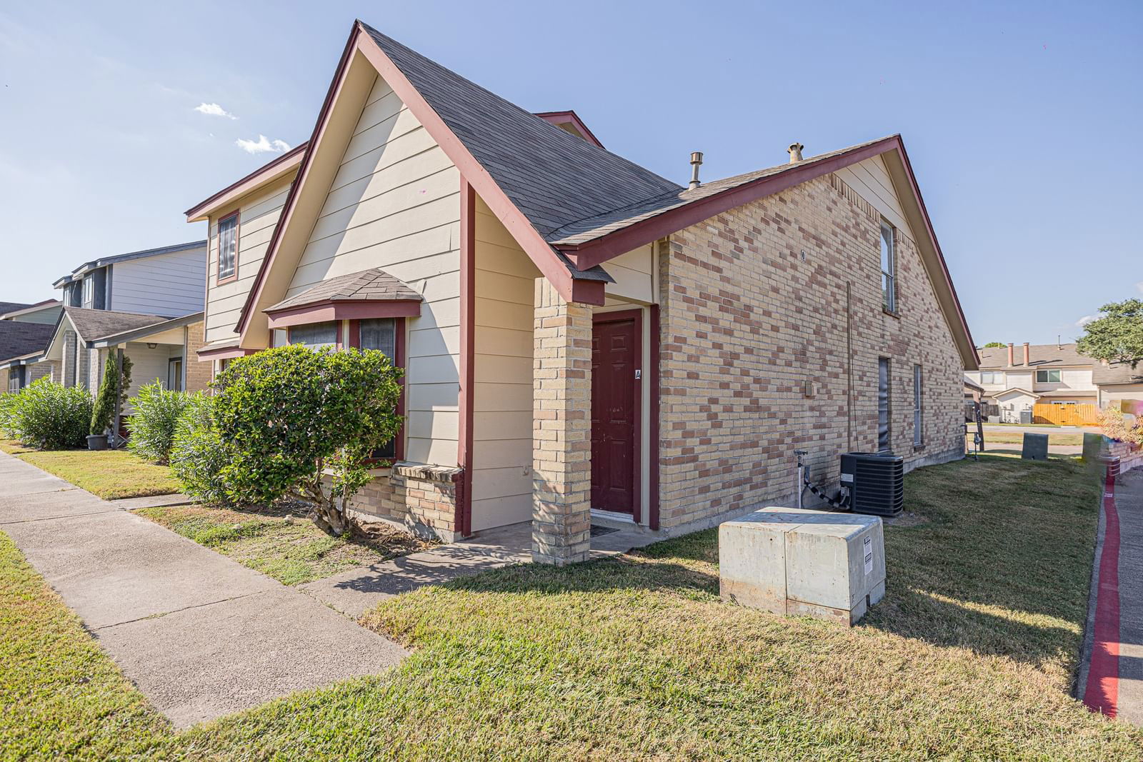 Real estate property located at 1871 Country Village B, Harris, Intercontinental Village T/H, Humble, TX, US