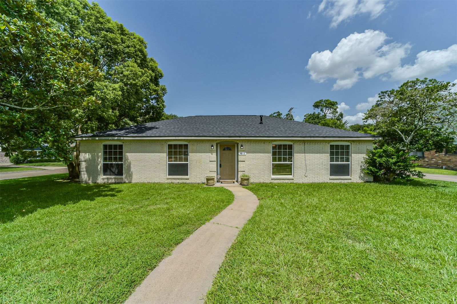 Real estate property located at 5018 Ash, Galveston, Oak Land, Dickinson, TX, US