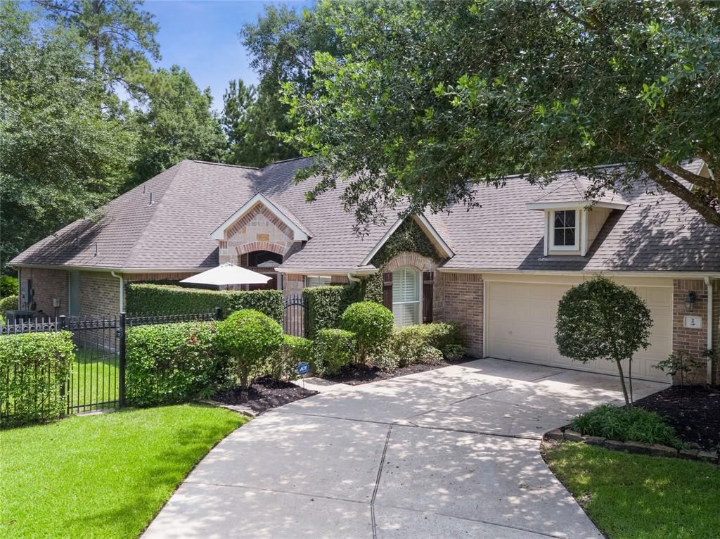 Real estate property located at 2 Galway, Montgomery, Wdlnds Village Sterling Ridge 01, The Woodlands, TX, US