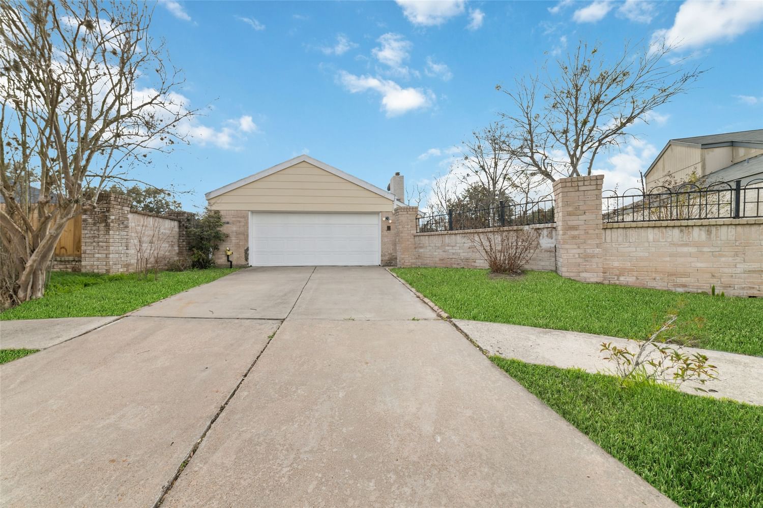Real estate property located at 7054 Camino Verde, Harris, Houston, TX, US