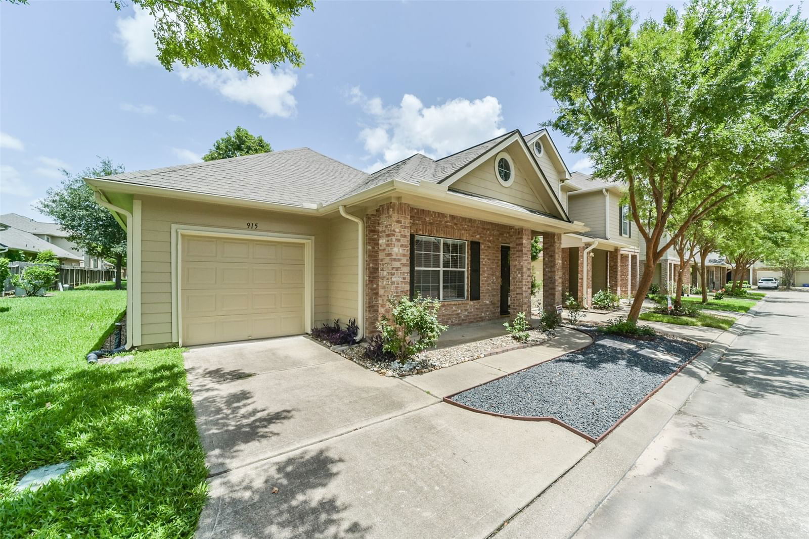 Real estate property located at 915 Sterling Creek, Harris, Mason Creek Village, Katy, TX, US