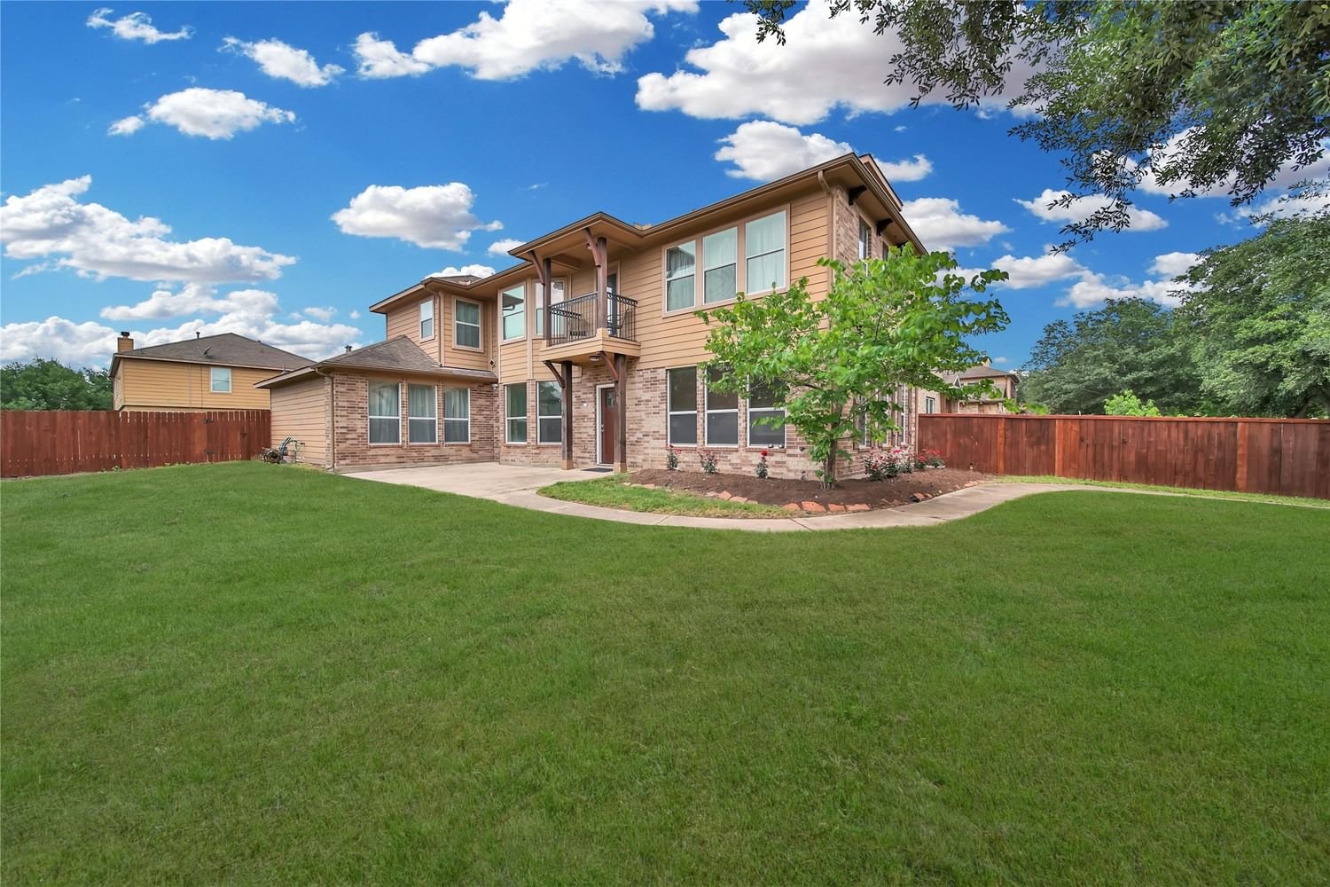Real estate property located at 8207 Gran Villa, Harris, Villas/Canyon Lakes West Sec 1, Cypress, TX, US
