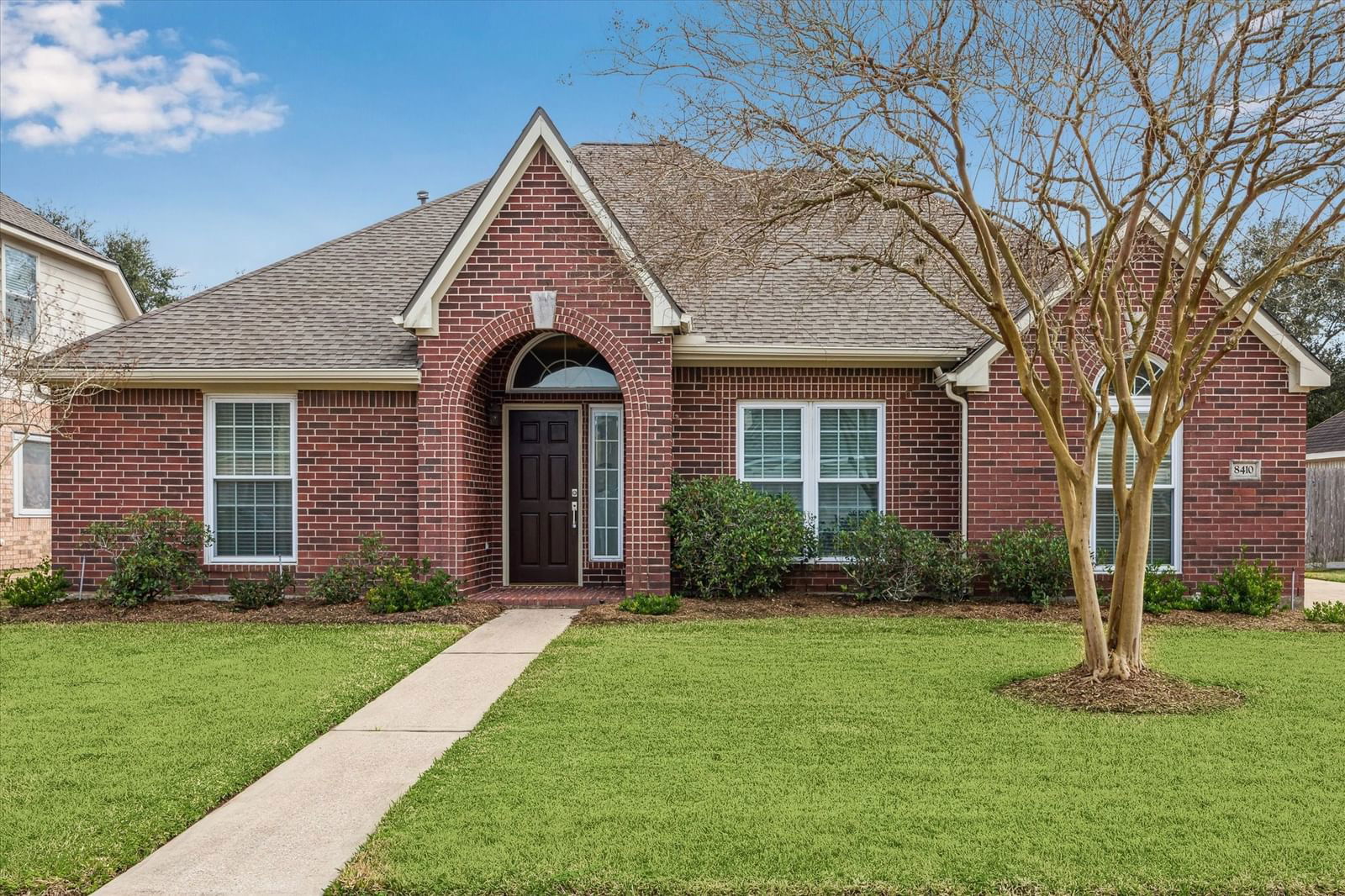 Real estate property located at 8410 Preston, Brazoria, Villages Of Edgewater Estates, Pearland, TX, US