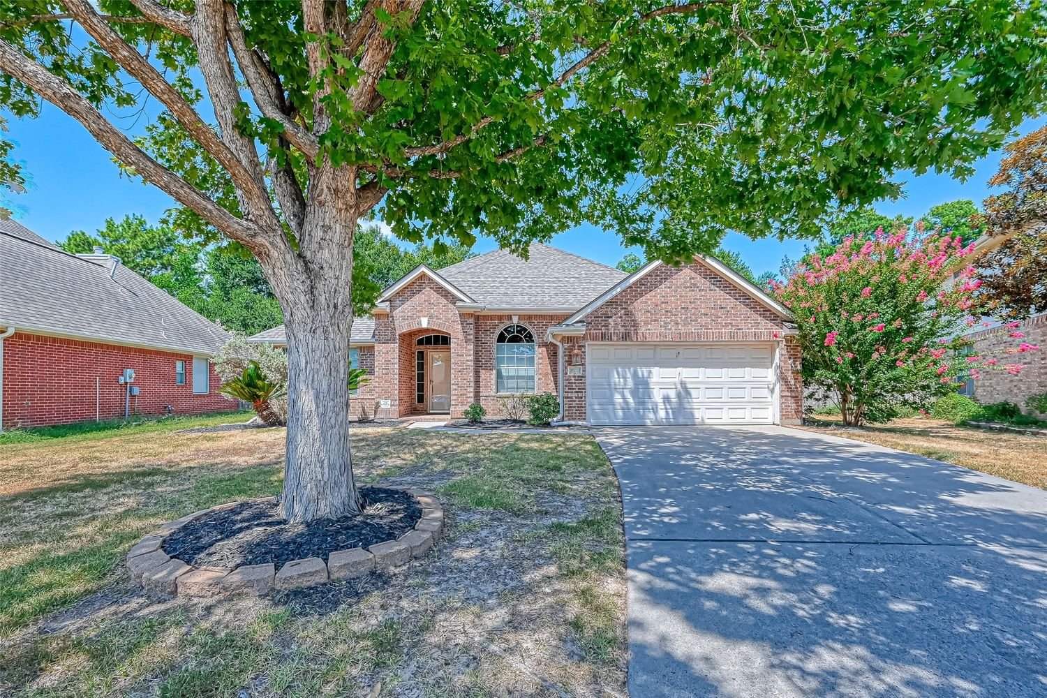 Real estate property located at 30523 Country Meadows, Harris, Tomball, TX, US
