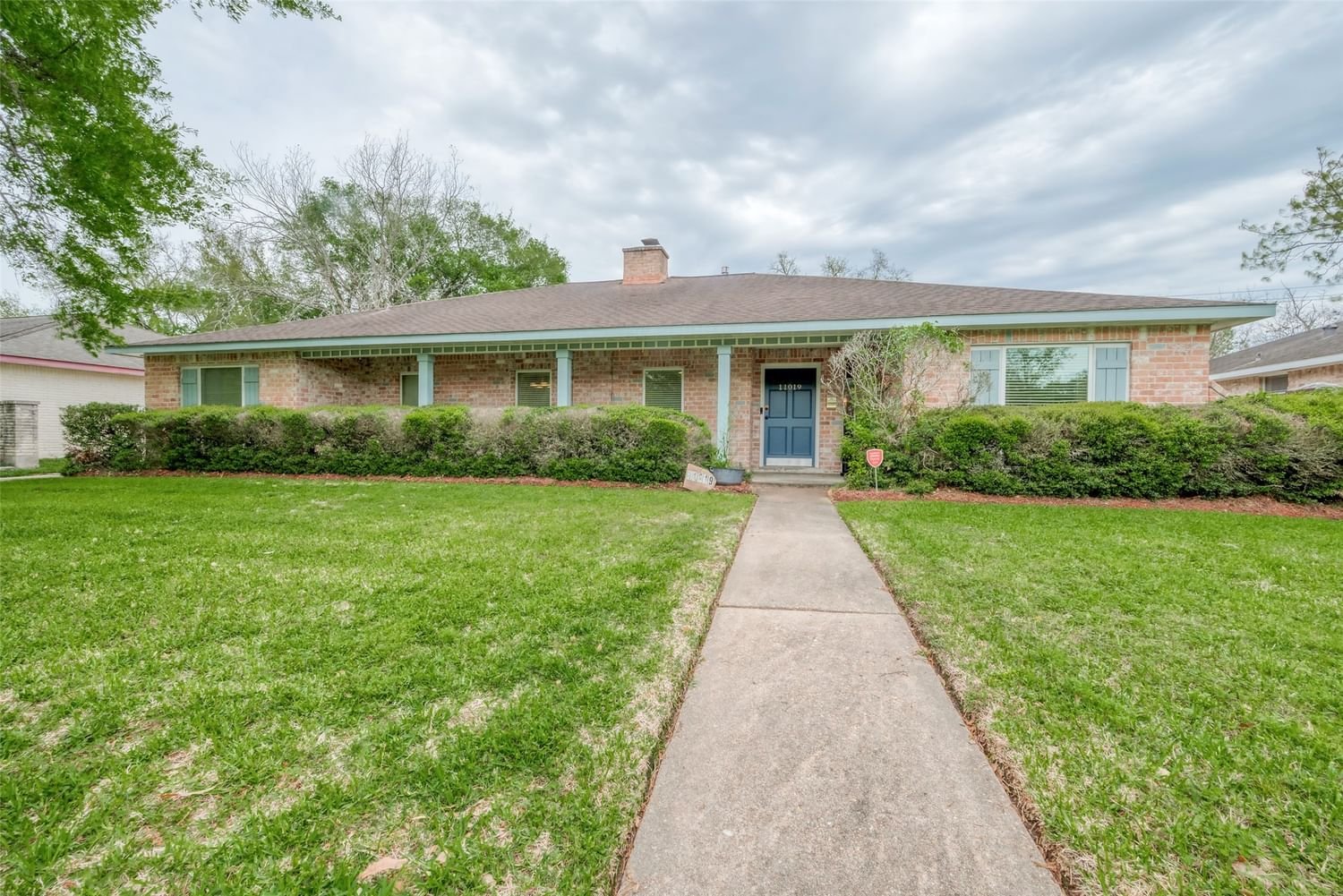 Real estate property located at 11019 Hillcroft, Harris, Parkwest Sec 02, Houston, TX, US