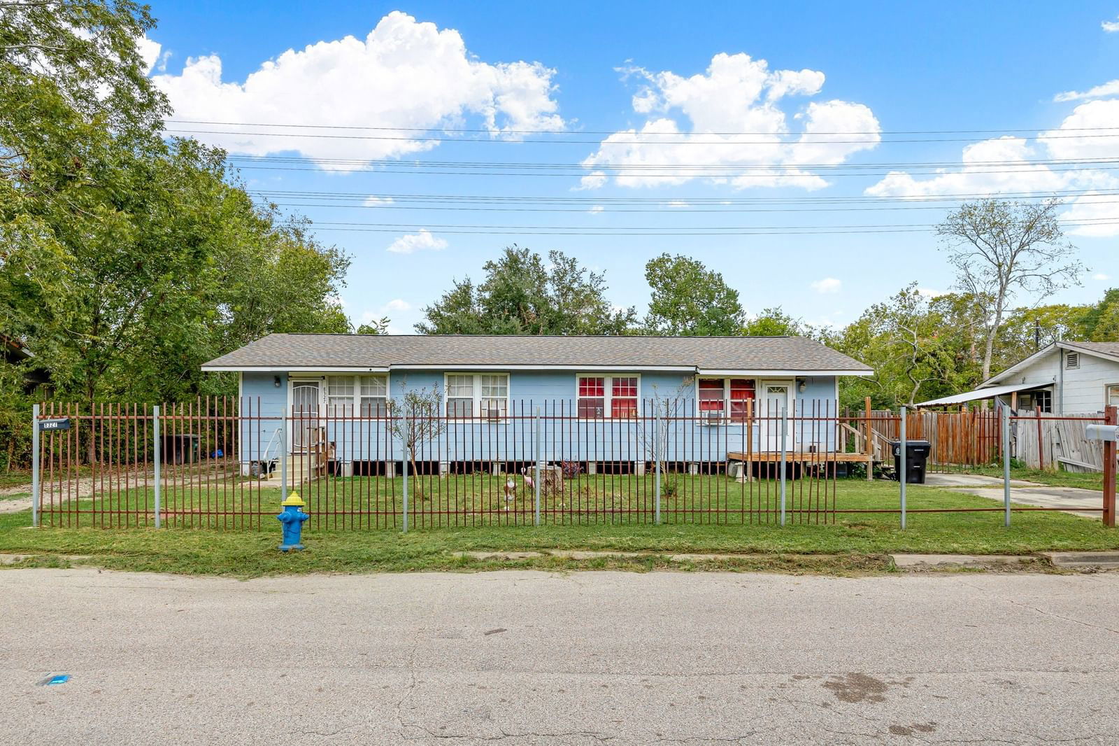 Real estate property located at 8327 Elrod, Harris, Sam Houston Gardens, Houston, TX, US