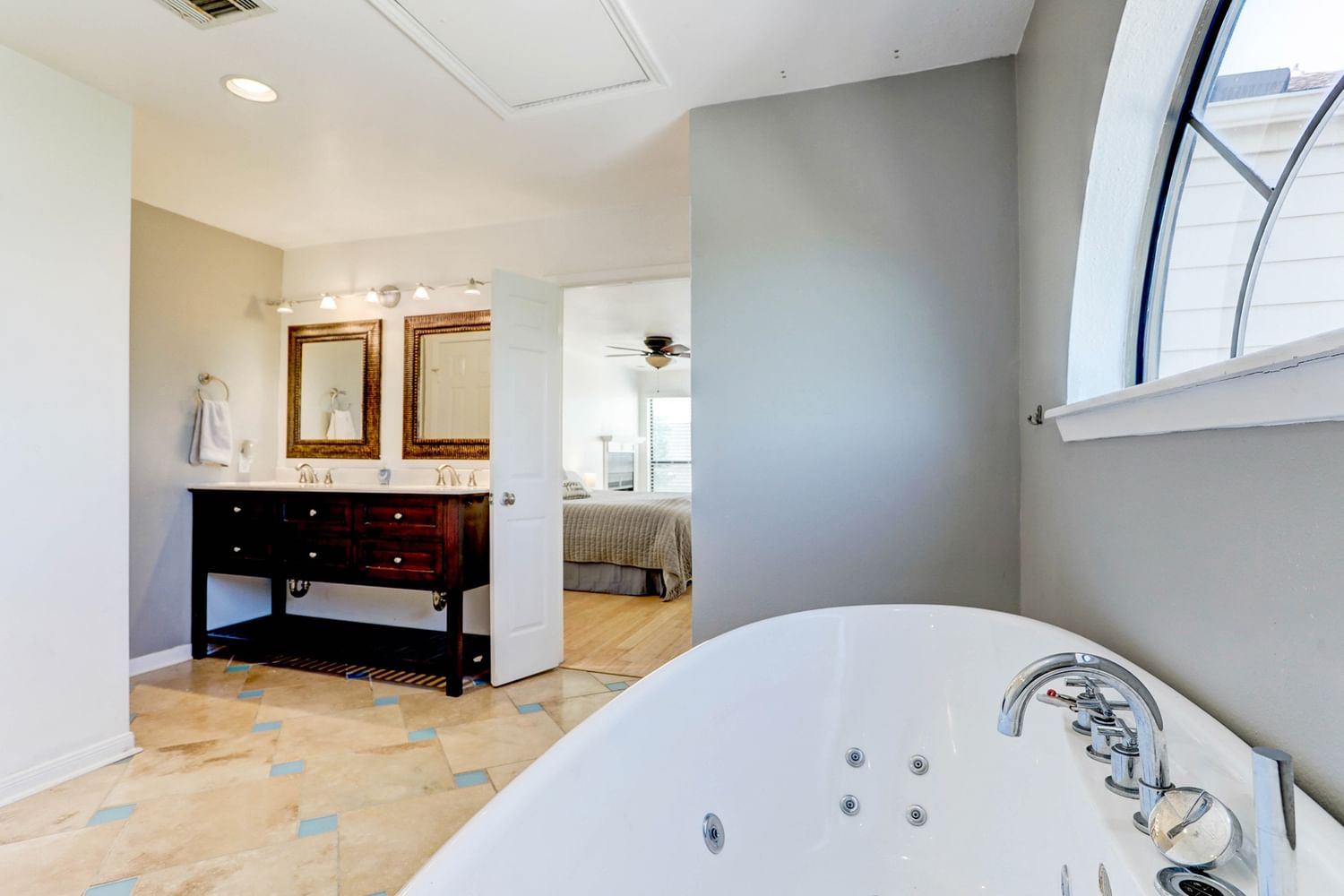 Real estate property located at 1140 Marina Bay #113A, Galveston, Kemah, TX, US