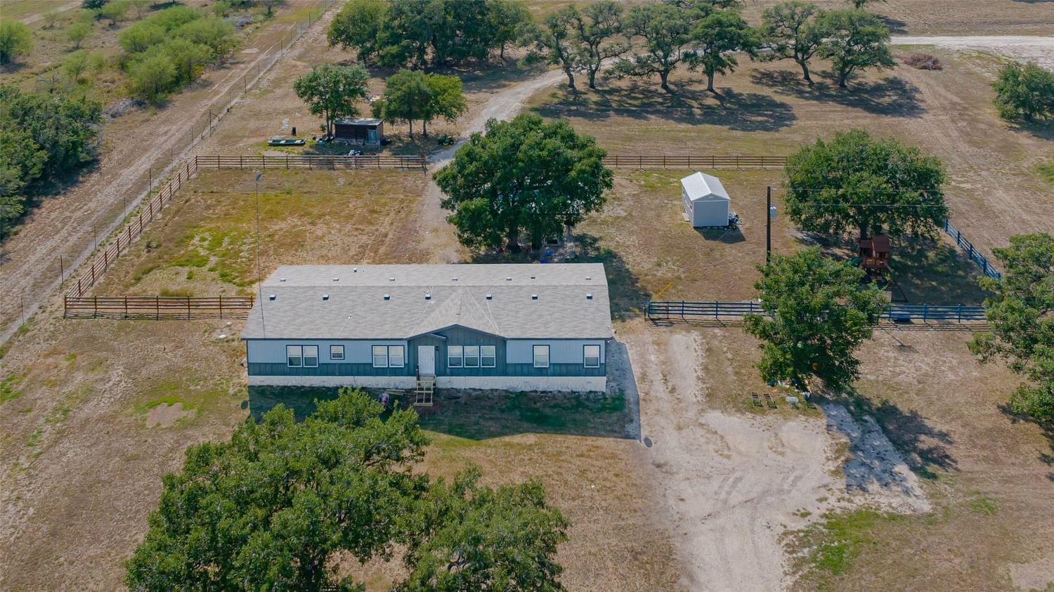 Real estate property located at 7976 US Highway 183, Goliad, DAN/183, Goliad, TX, US