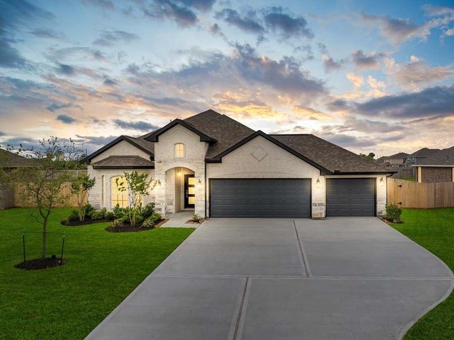 Real estate property located at 10910 Youngquist, Chambers, Country Creek, Mont Belvieu, TX, US