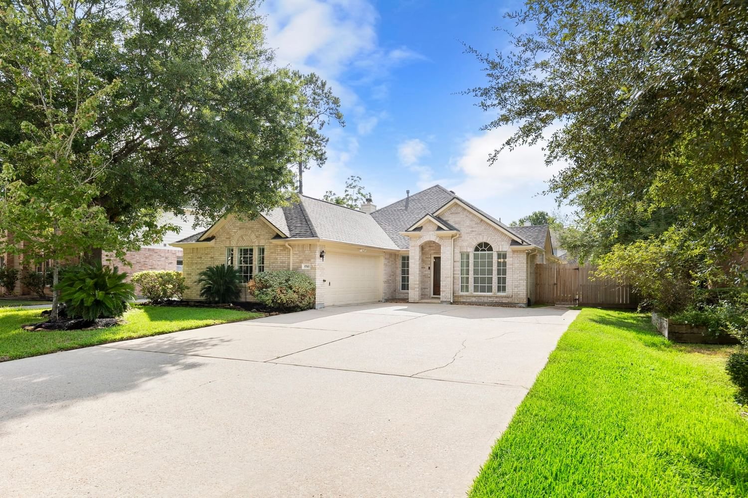 Real estate property located at 5703 Capella Park, Harris, Pinelakes Pinaster Pointe 02, Spring, TX, US