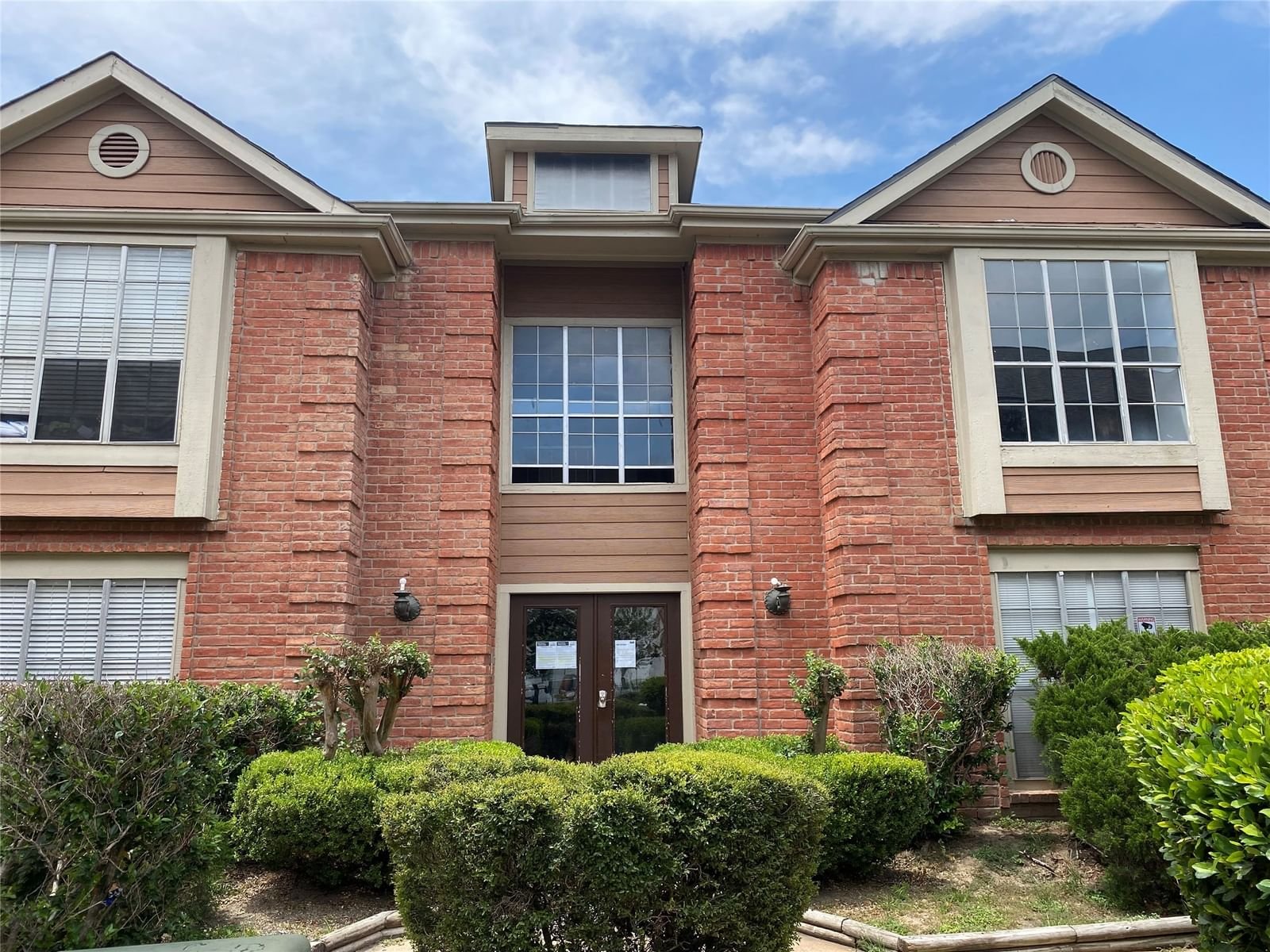Real estate property located at 12200 Overbrook #34A, Harris, Mansions Shadowbriar Condo, Houston, TX, US