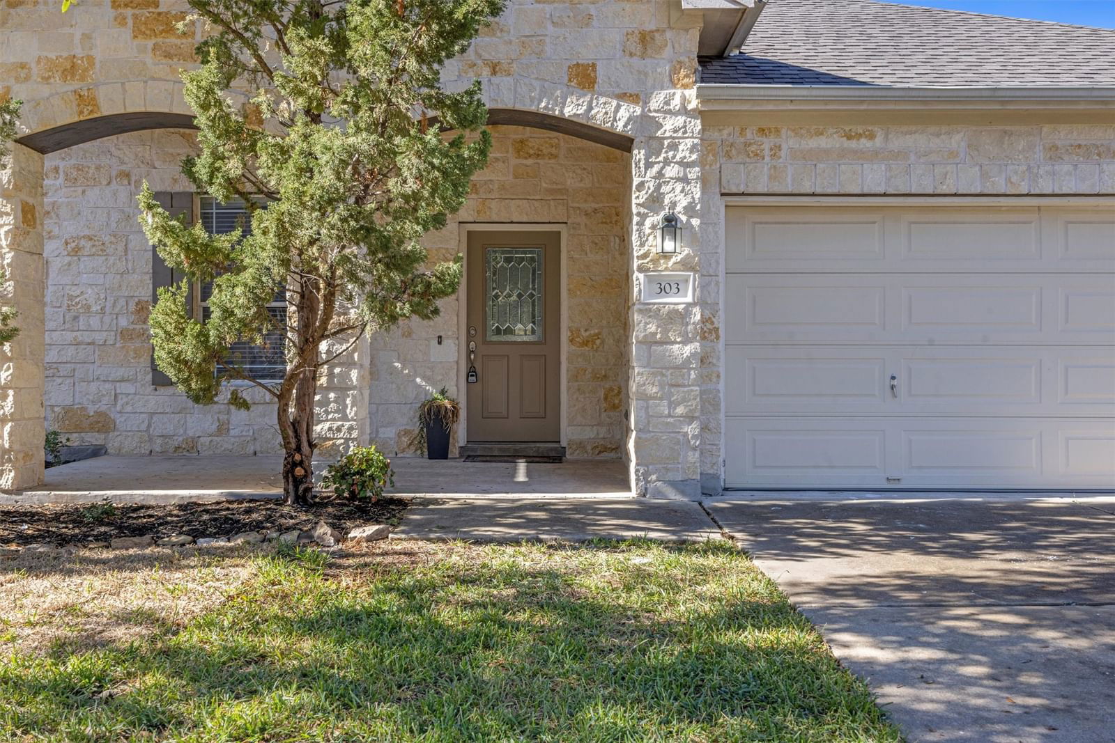 Real estate property located at 303 Arrowhead, Williamson, Brushy Crk Sec 01, Cedar Park, TX, US