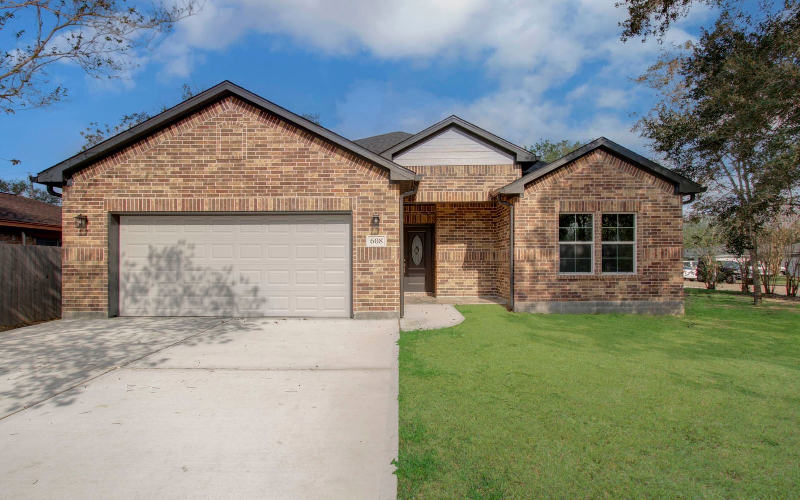 Real estate property located at 608 Debbie, Brazoria, Mustang Heights Sec 2 Alvin, Alvin, TX, US