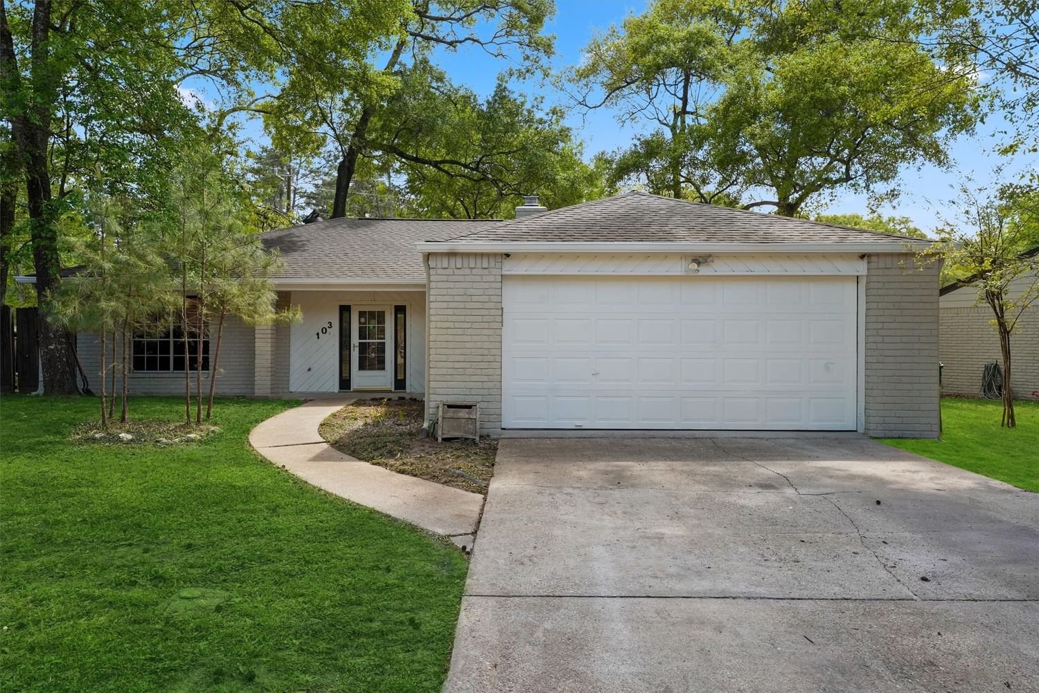Real estate property located at 103 Foster Oaks, Montgomery, Foster Oaks 01, Conroe, TX, US