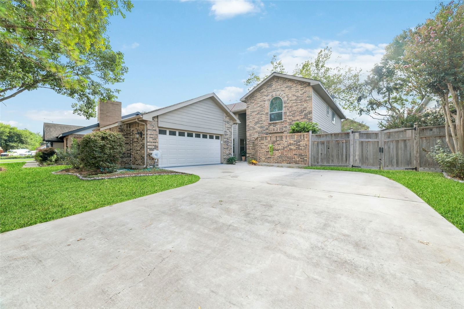 Real estate property located at 12623 Ashford Pine, Harris, Ashford Park Sec 04, Houston, TX, US