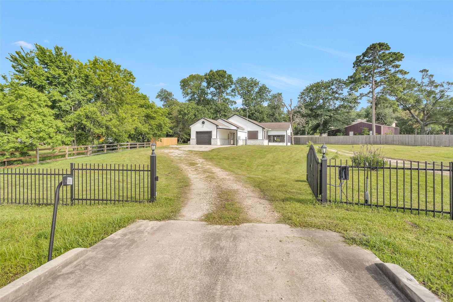 Real estate property located at 11350 Forest Trails, Montgomery, Forest Trails 12, Willis, TX, US