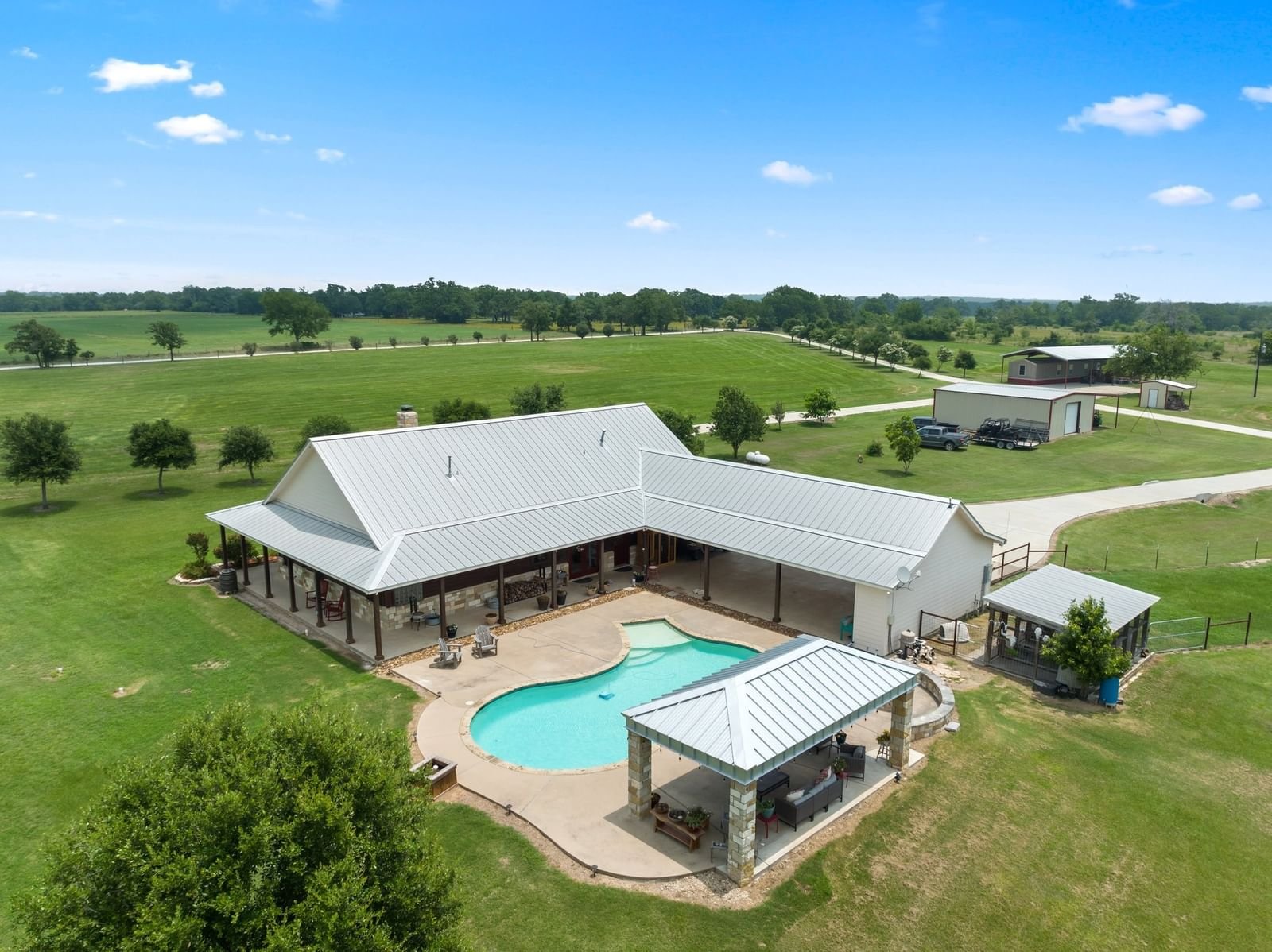 Real estate property located at 3759 County Road 126, Grimes, Bedias, TX, US
