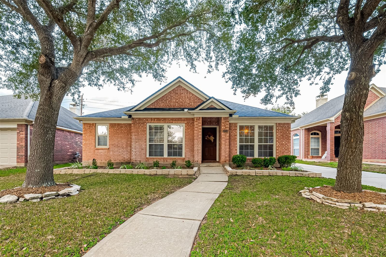 Real estate property located at 1414 Rogers Lake, Fort Bend, Waterside Village, Richmond, TX, US