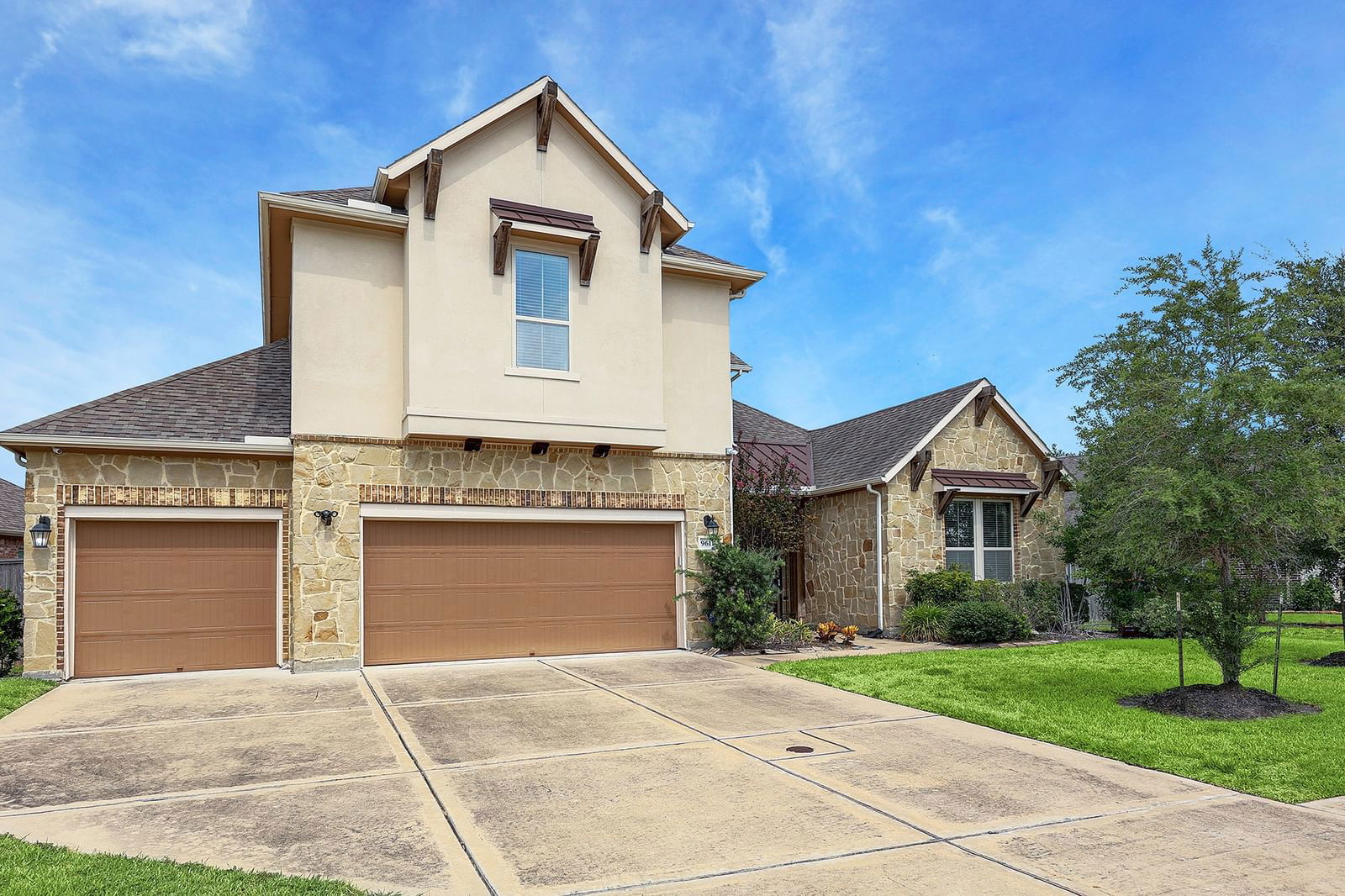 Real estate property located at 9611 Eden Ridge, Brazoria, Pearland, TX, US