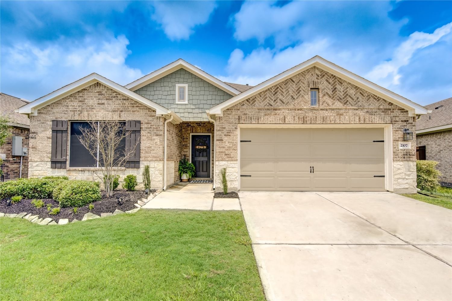 Real estate property located at 2107 Levant, Chambers, Southwinds Sec One, Baytown, TX, US
