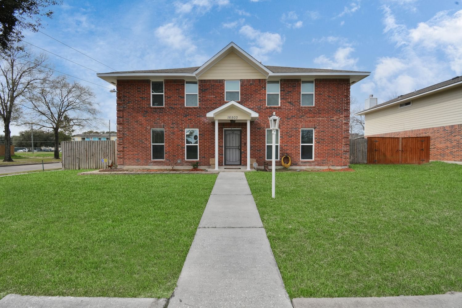 Real estate property located at 16503 Mist, Harris, North View Sec 01, Houston, TX, US