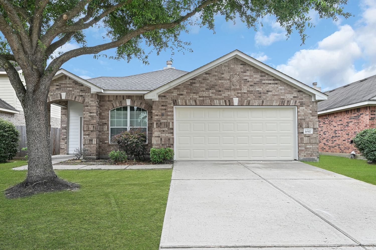 Real estate property located at 20327 Yosemite Falls, Harris, Willow Falls Sec 03, Tomball, TX, US