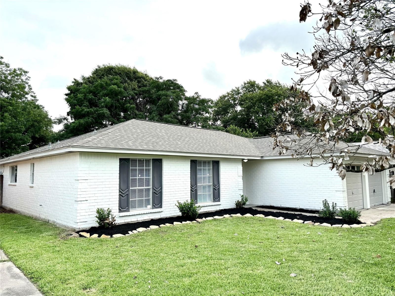 Real estate property located at 10015 Rustic Gate, Harris, Fairmont Park West Sec 03, La Porte, TX, US