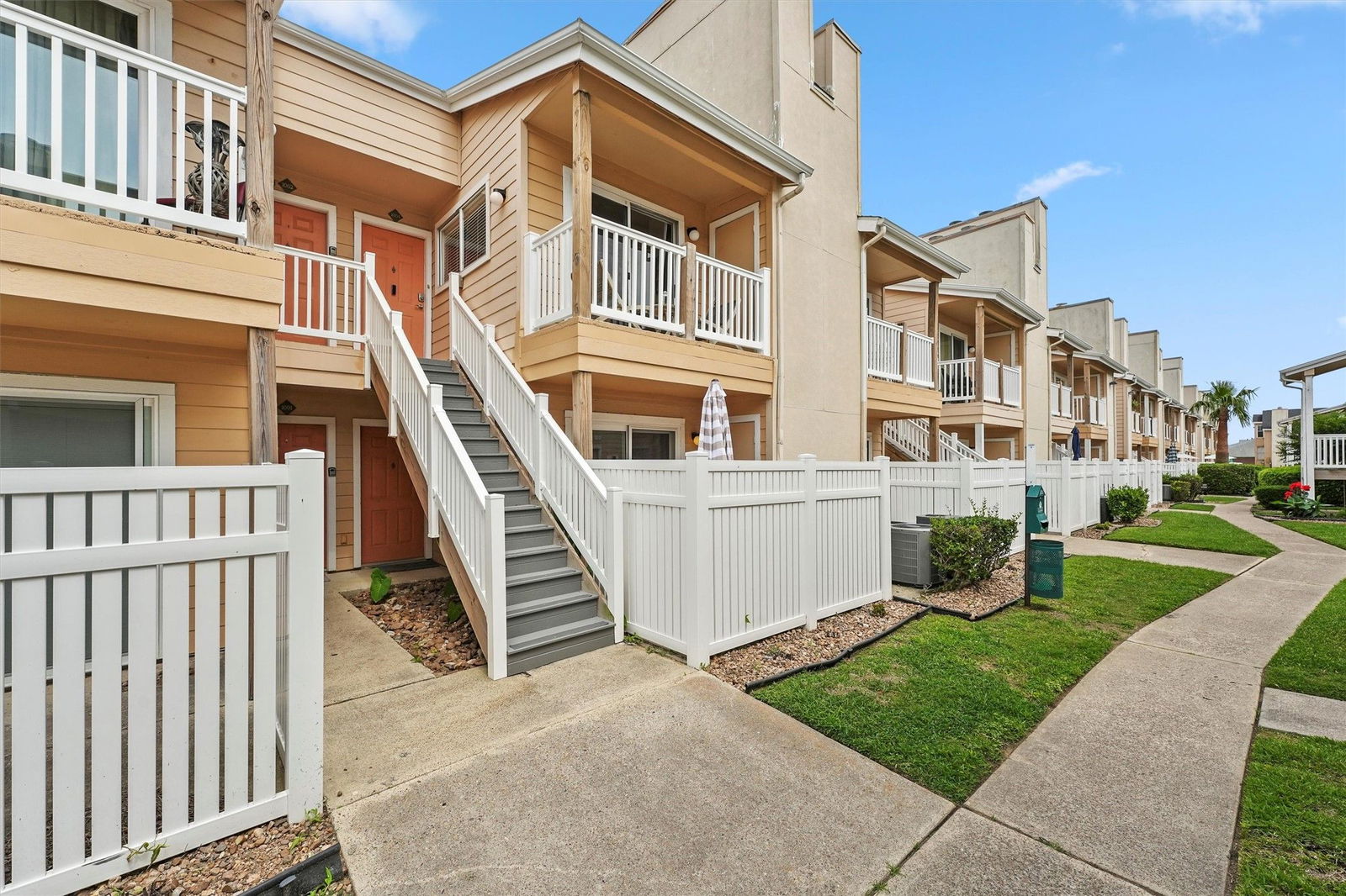 Real estate property located at 3506 Cove View #1004, Galveston, Galveston, TX, US